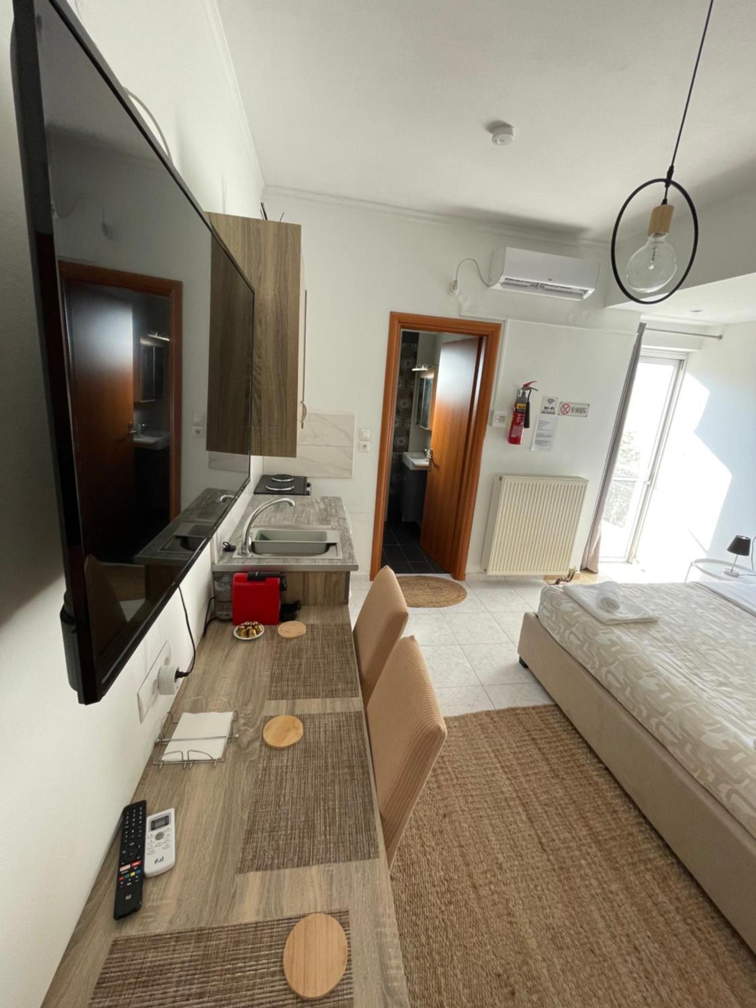 פאטרה Greece Apartments Now מראה חיצוני תמונה