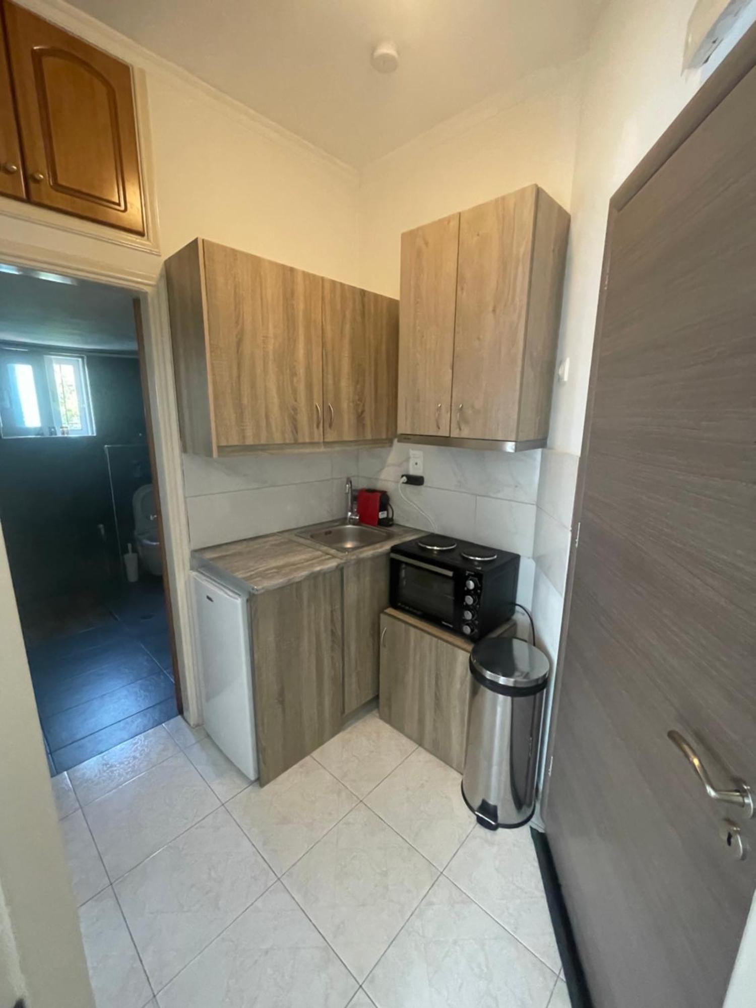 פאטרה Greece Apartments Now מראה חיצוני תמונה